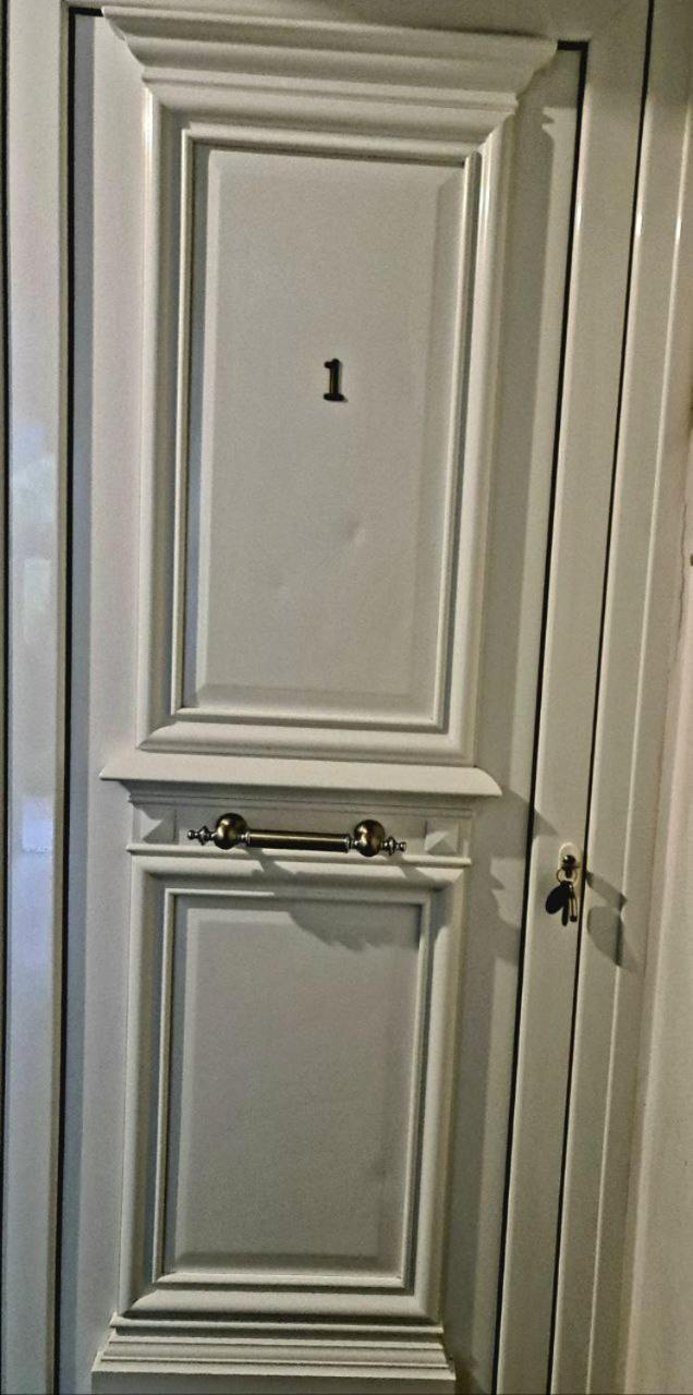 Ultracentral Golden Apartament 1 Suceava Buitenkant foto